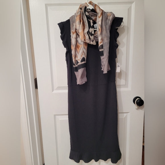 Old Navy Dresses & Skirts - Women's classic  little black dress & scarf combo -ruffle hem size Medium